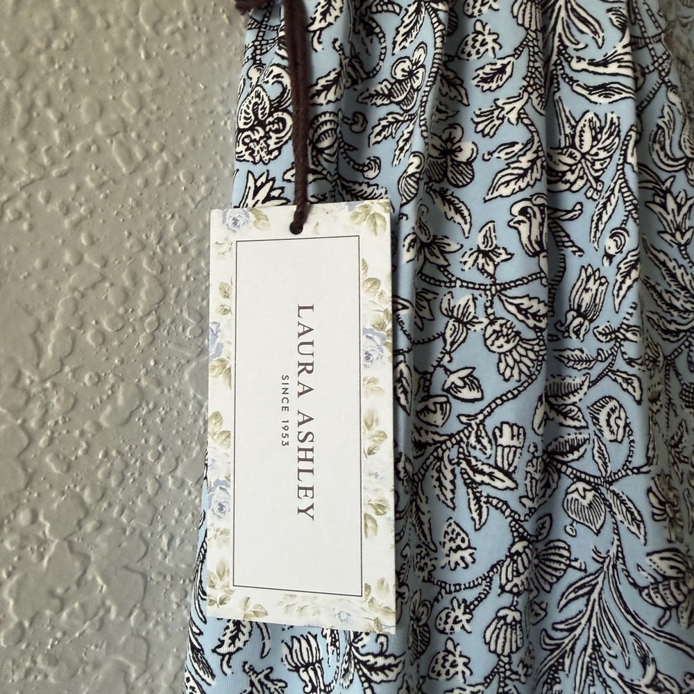 Women’s Lauren Ashley Floral Patterned Blue Skort Size-L - Picture 3 of 8